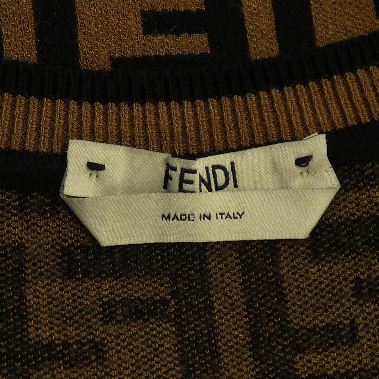 フェンディ ニット