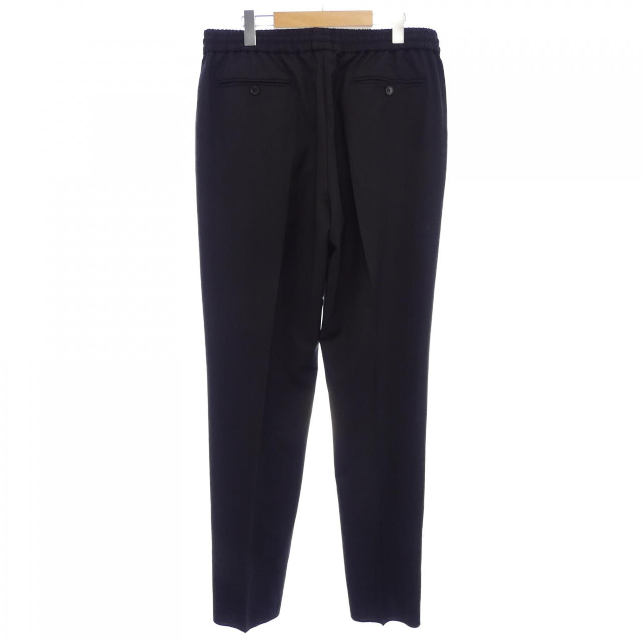 ヴァレンティノ パンツ