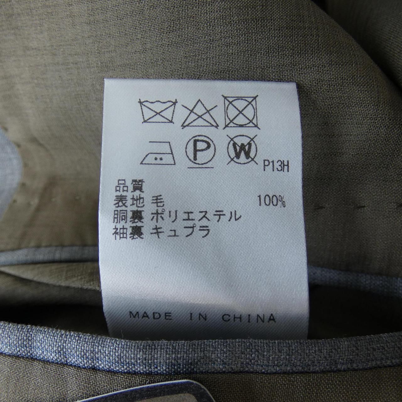 ゴタイリク スーツセット