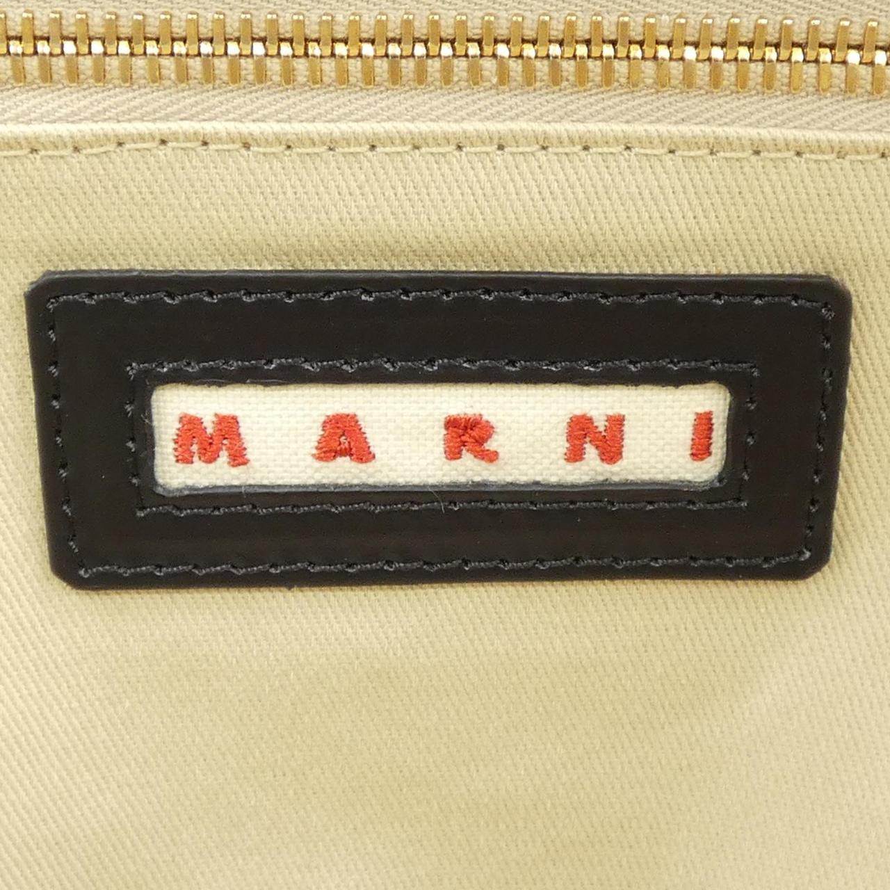 マルニ バッグ