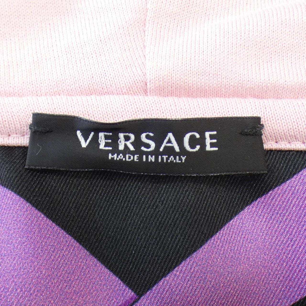 ヴェルサーチ フーディー