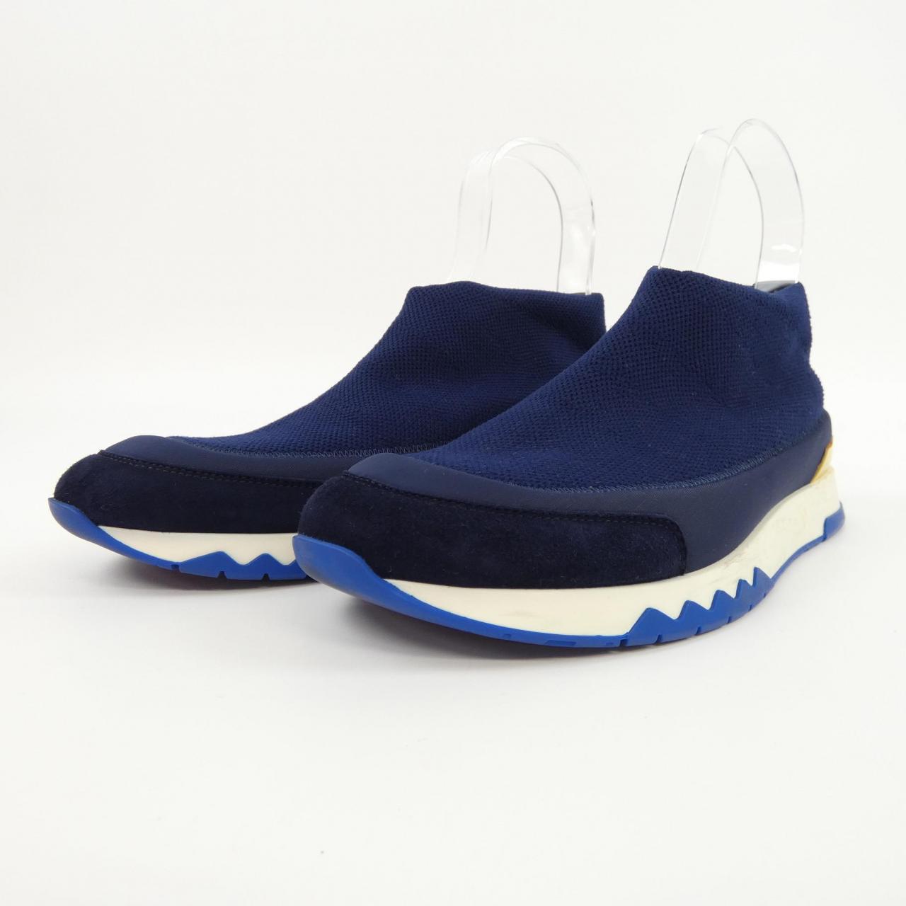 エルメス スニーカー