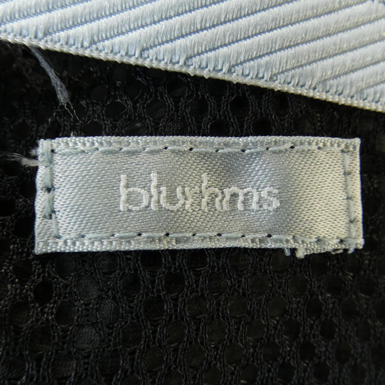 blurhms パンツ