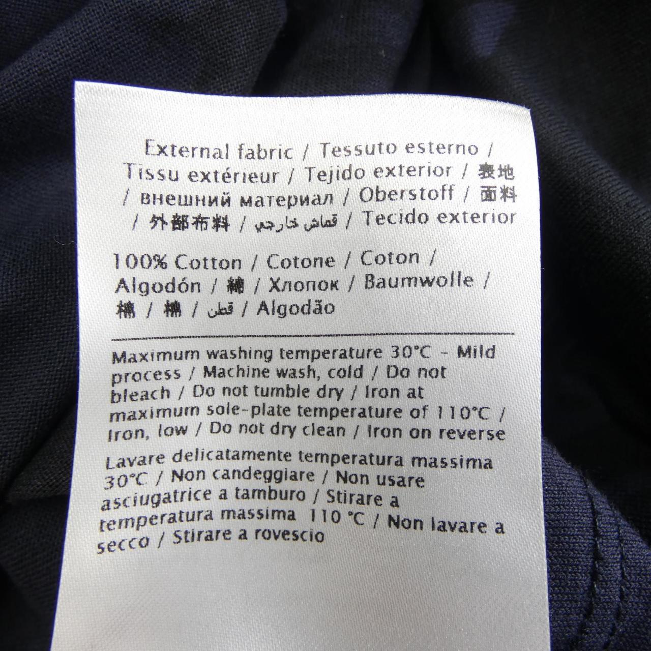 ヴァレンティノ Tシャツ