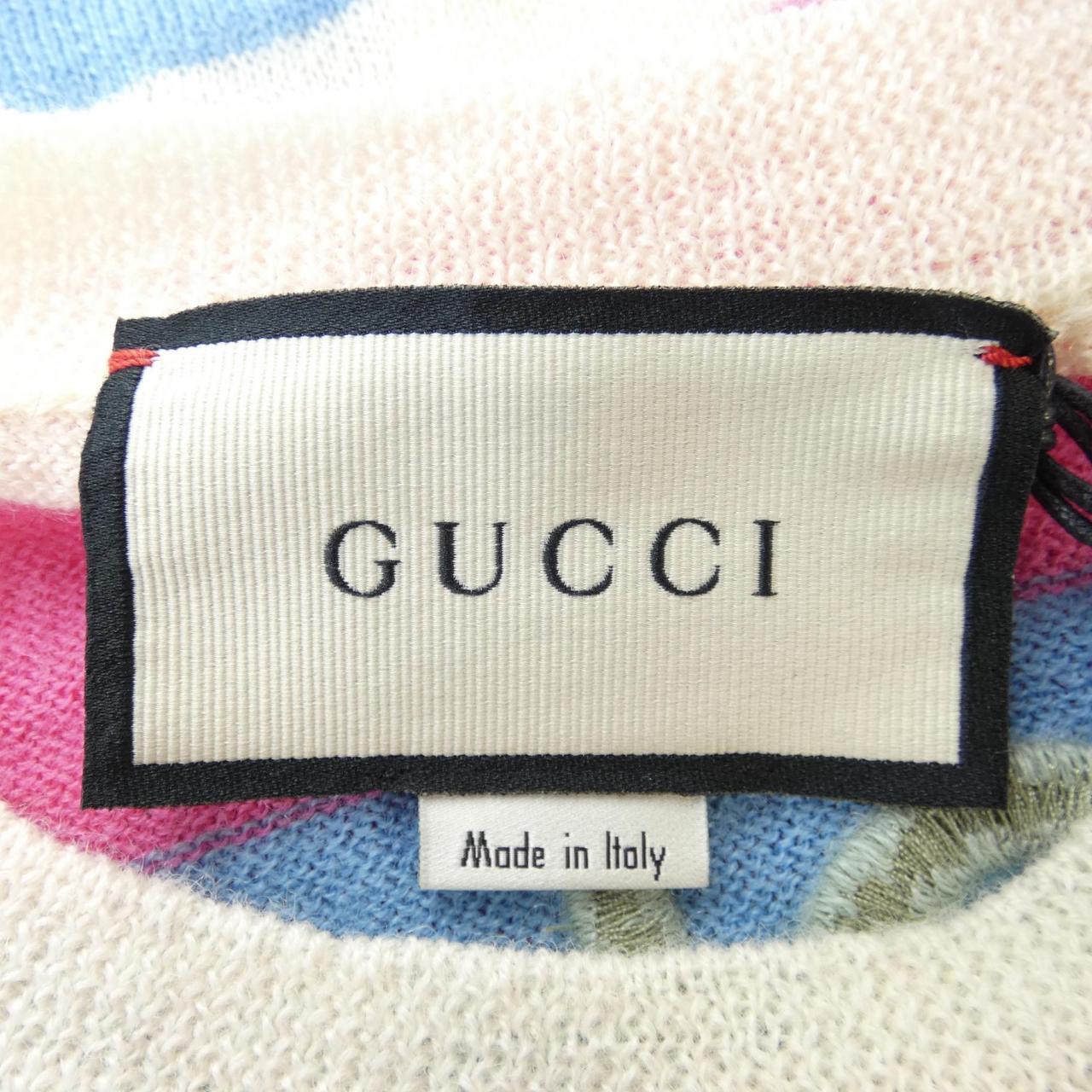 グッチ ニットトップス