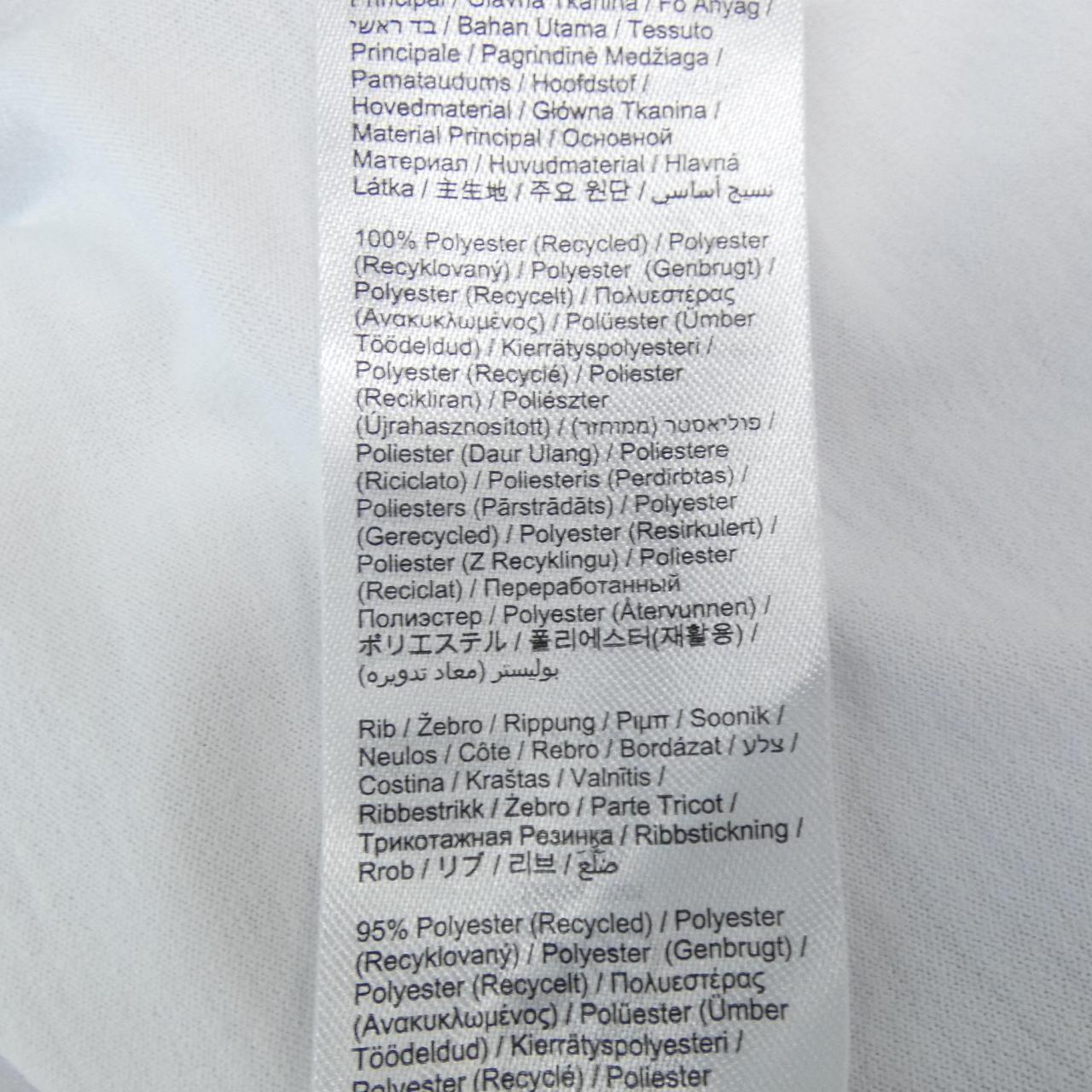 ロエベ オン アクティブ Tシャツ