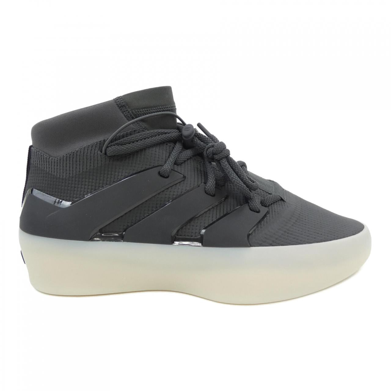 アディダス Fear of God スニーカー