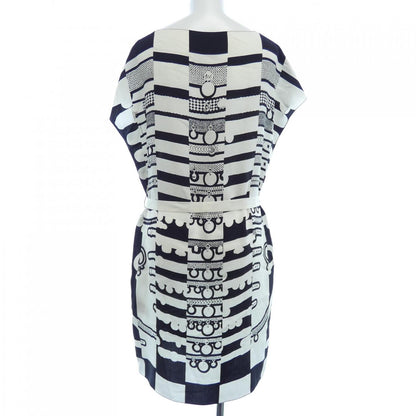 エルメス LE TRESOR DE MEDOR RAYURE シルクワンピース