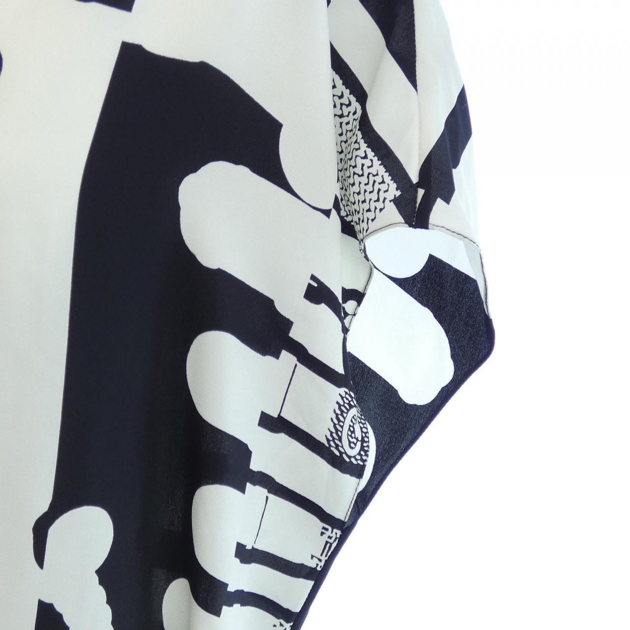 エルメス LE TRESOR DE MEDOR RAYURE シルクワンピース