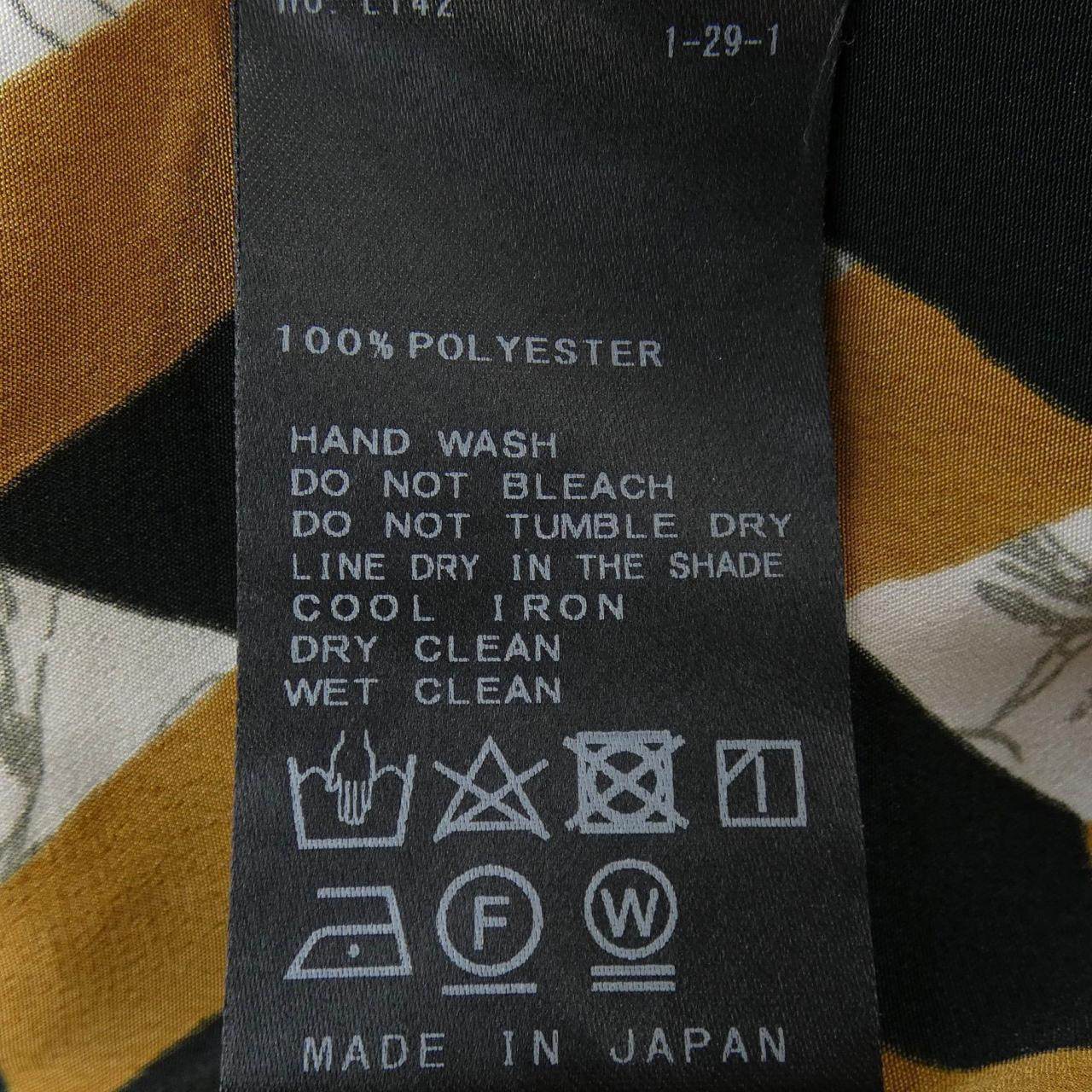 アルディーノアール シャツ