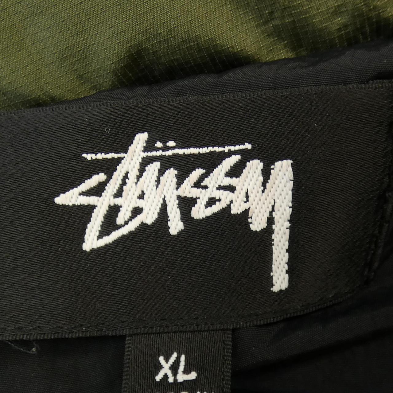 ステューシー ダウンジャケット
