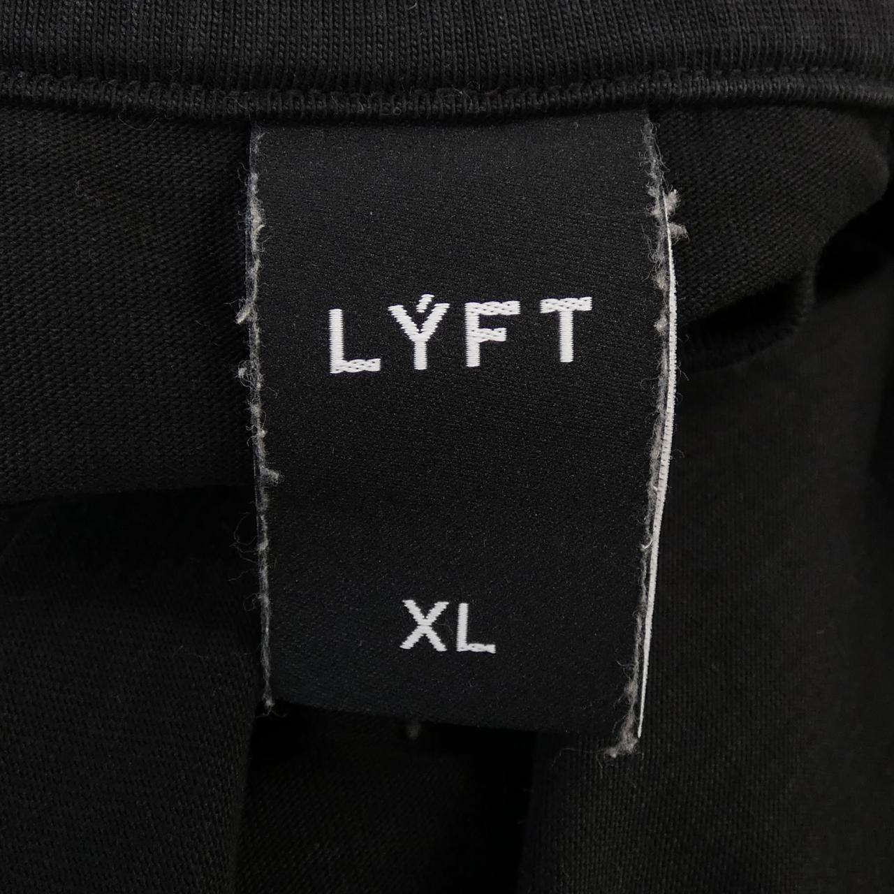 LYFT トップス