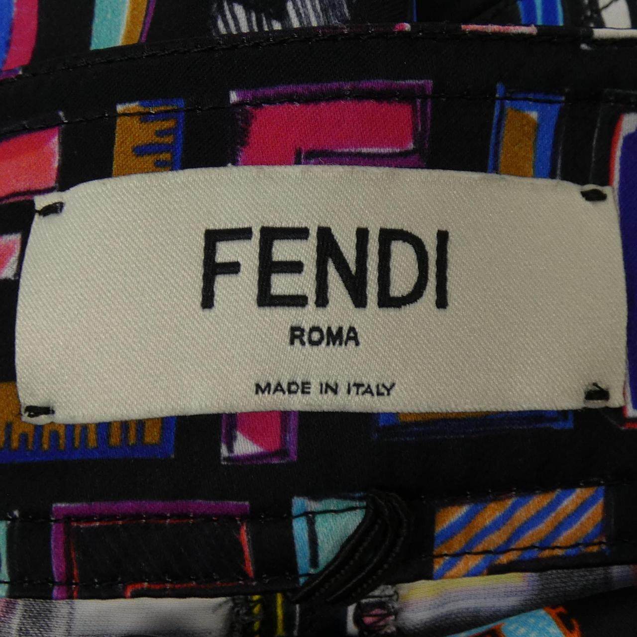 フェンディ パンツ