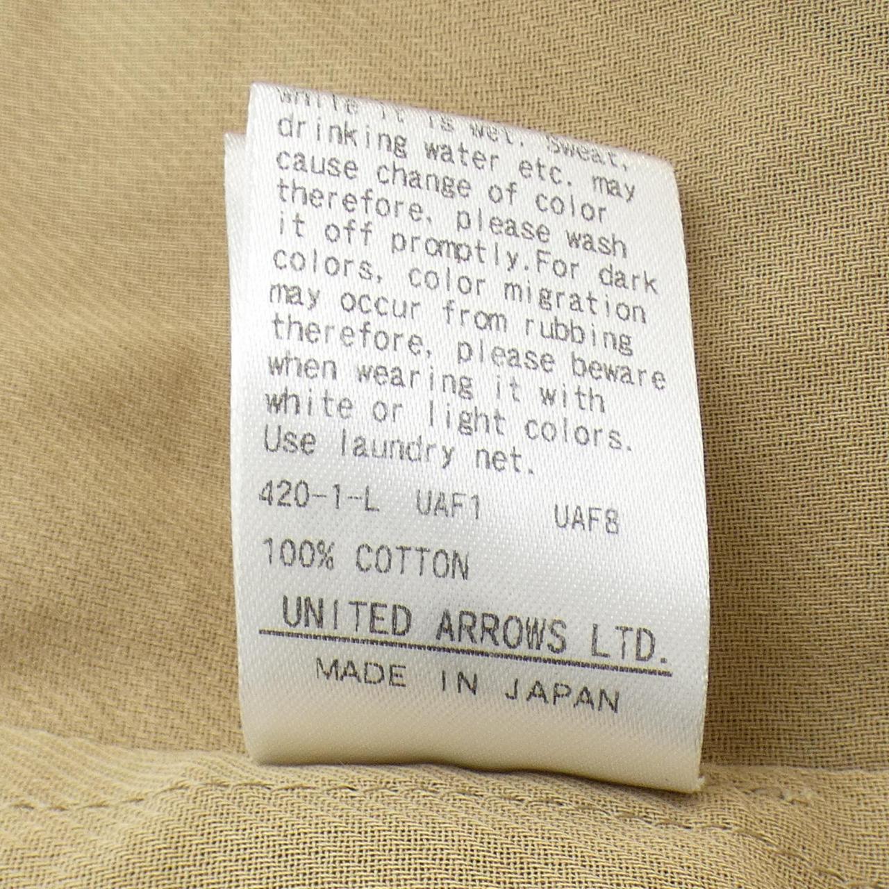ロクシャツ