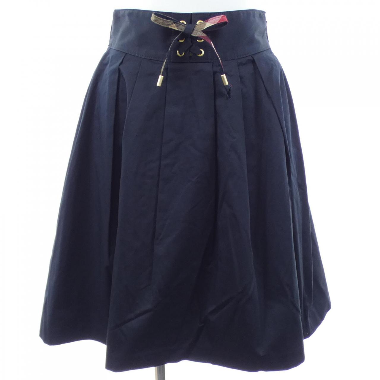 ブルーレーベルクレストブリッジ スカート