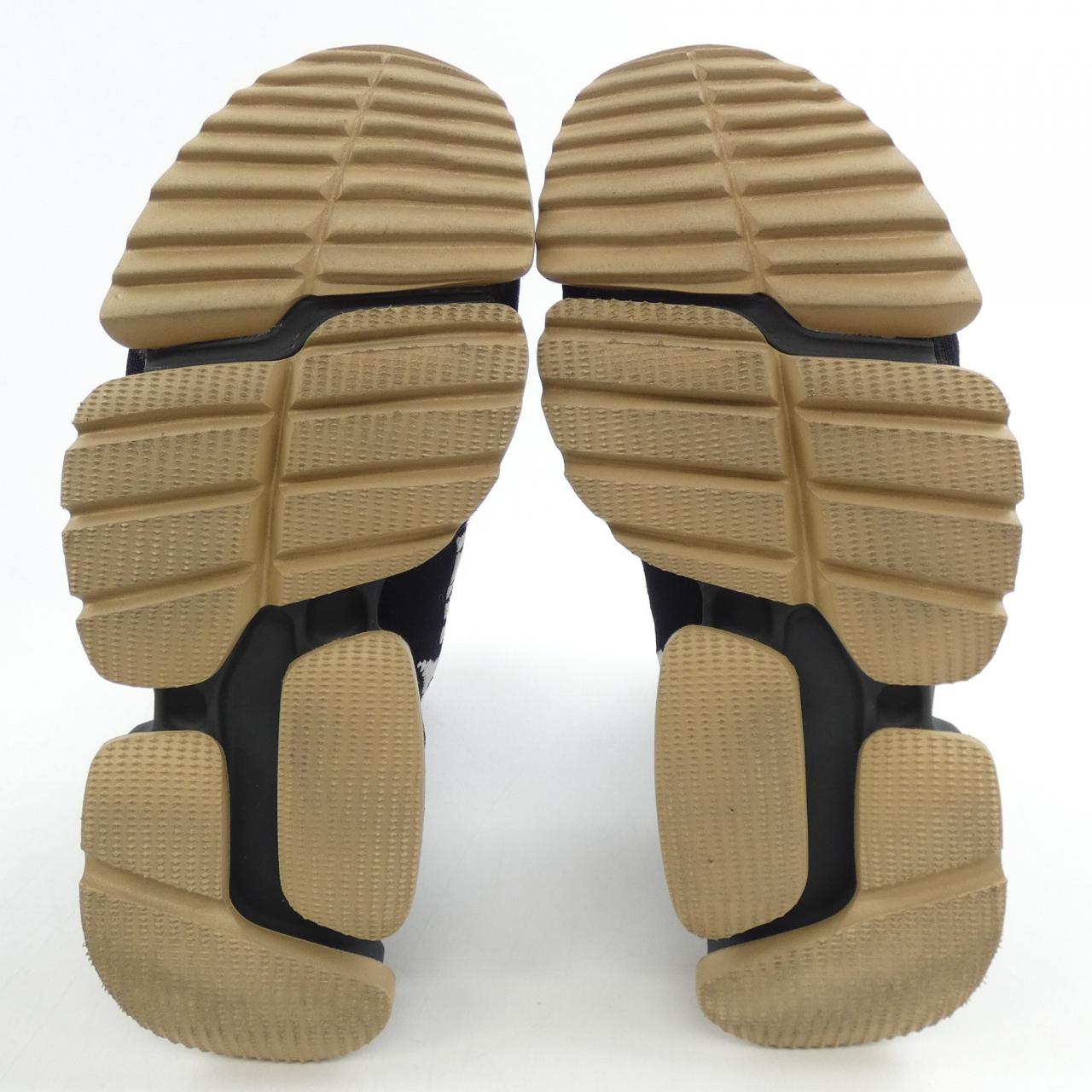 リーボック VETEMENTS スニーカー