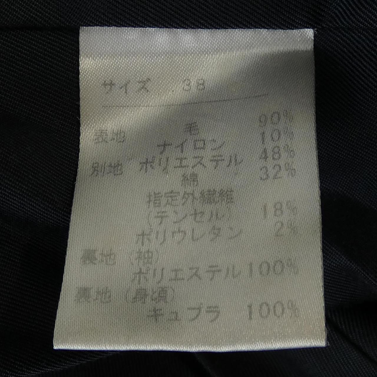 バーニーズニューヨーク コート