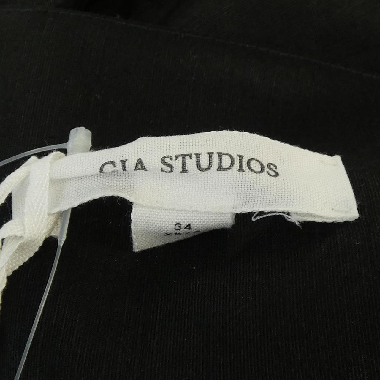 GIA STUDIOS ブラウス