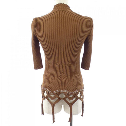 マメクロゴウチ ニットトップス