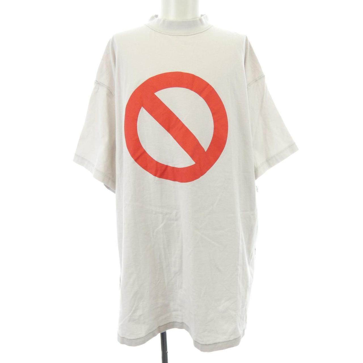 バレンシアガ Tシャツ