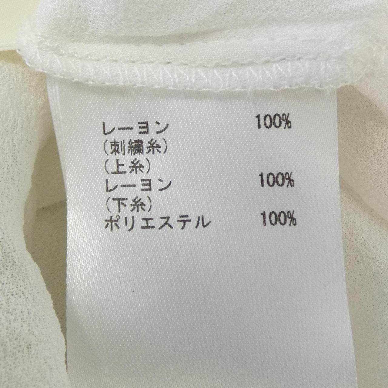 グレースコンチネンタル トップス