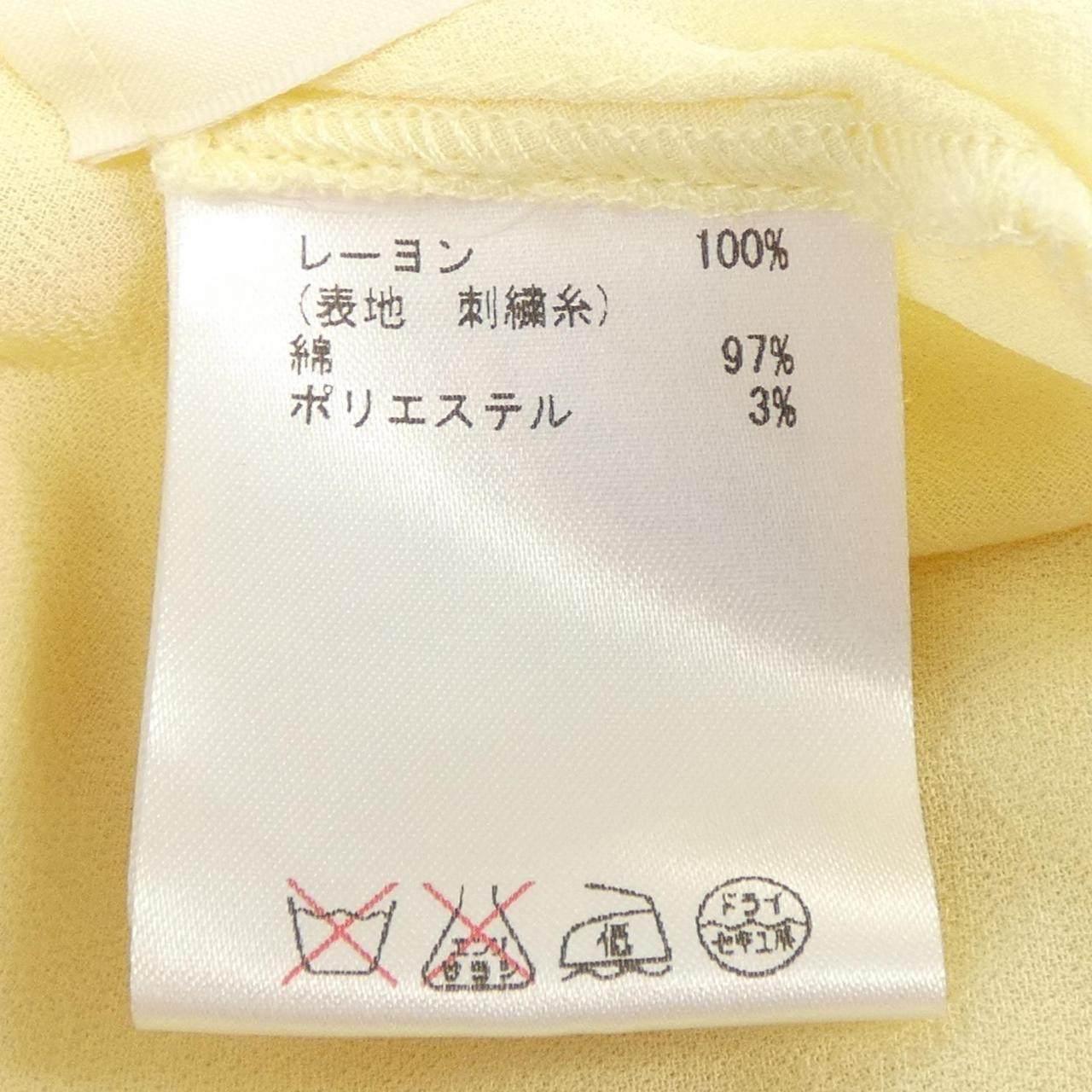 グレースコンチネンタル トップス