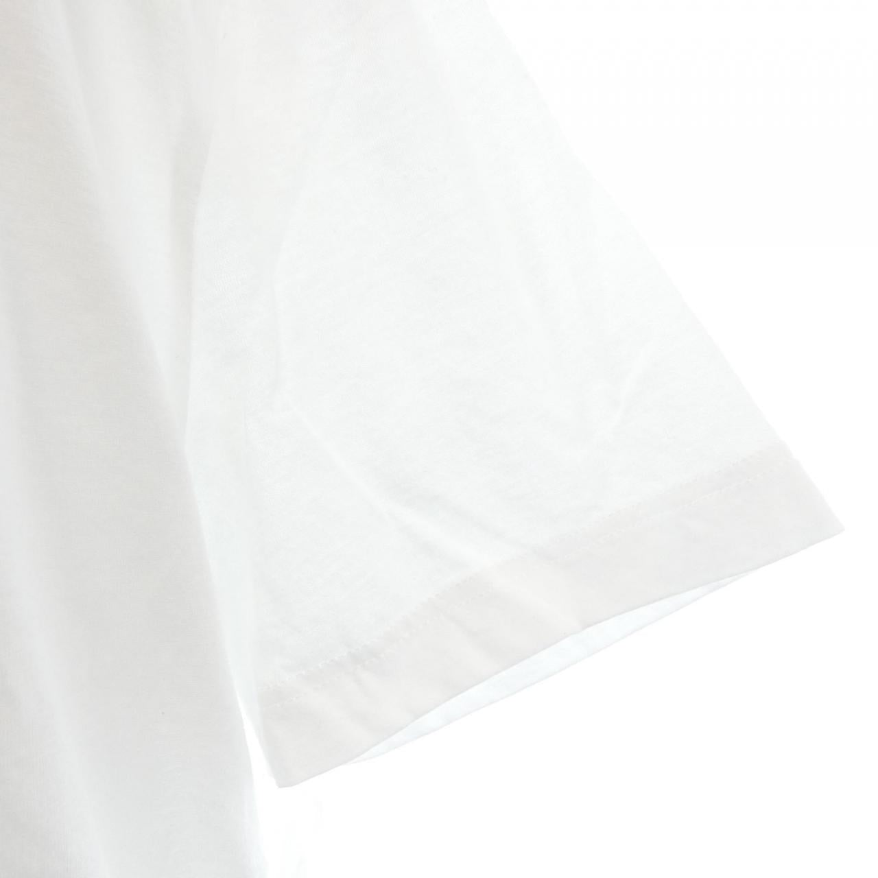 プラダ Tシャツ