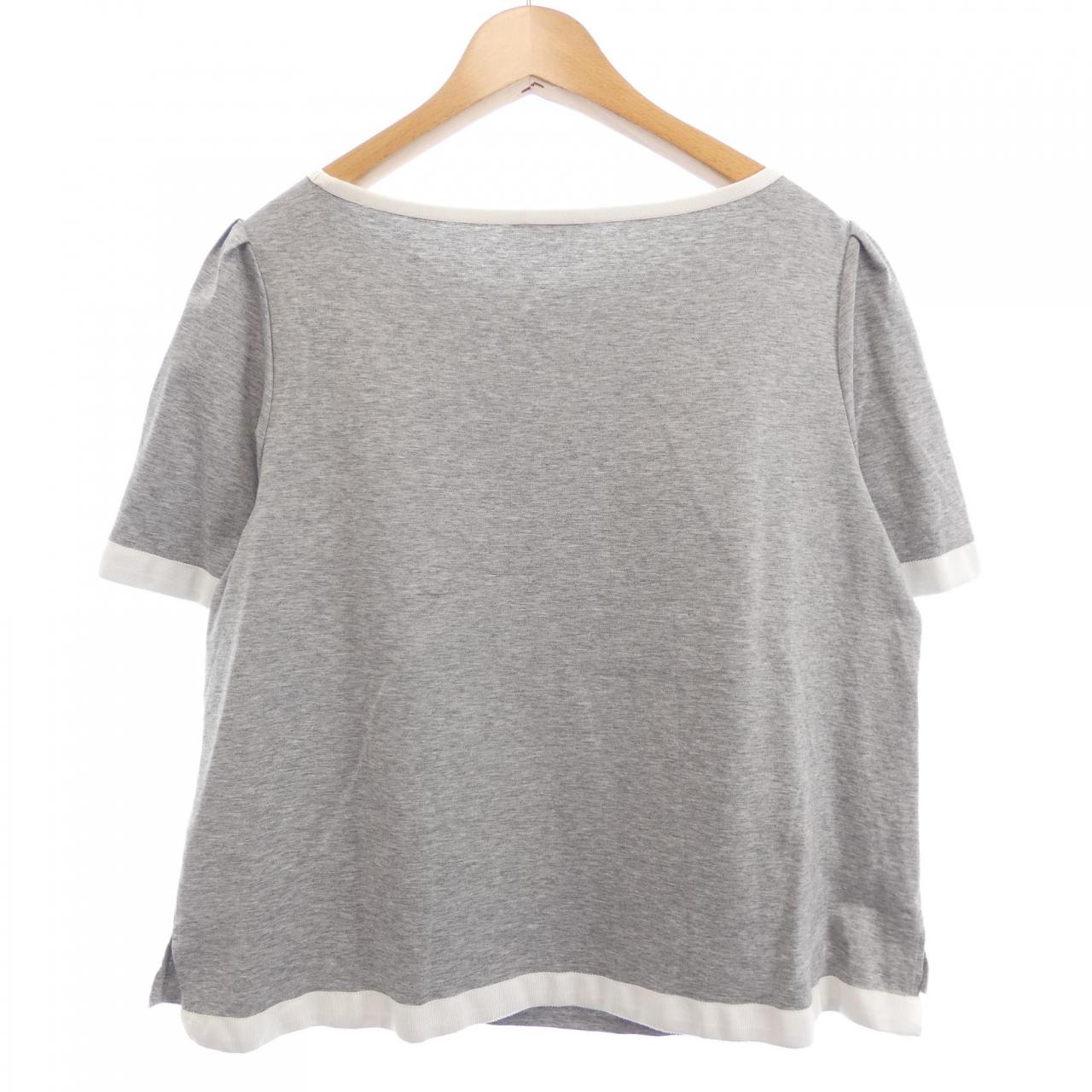 トゥービーシック Tシャツ