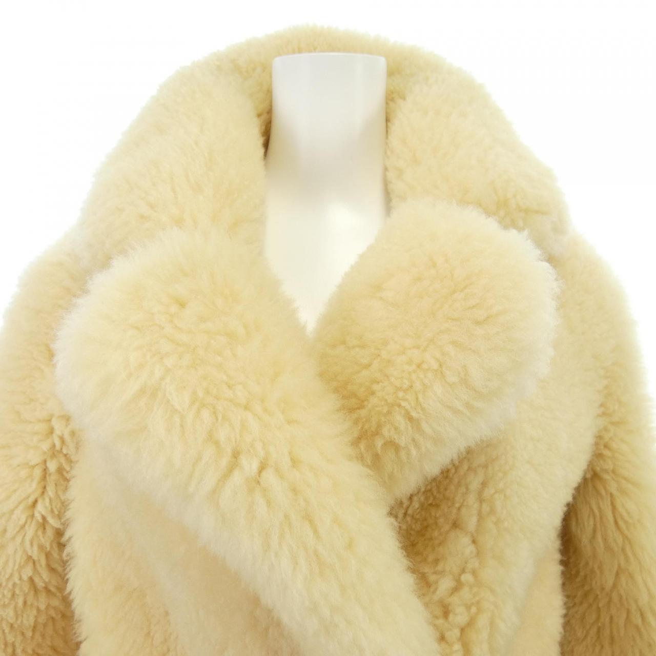 セリーヌ シアリングコート