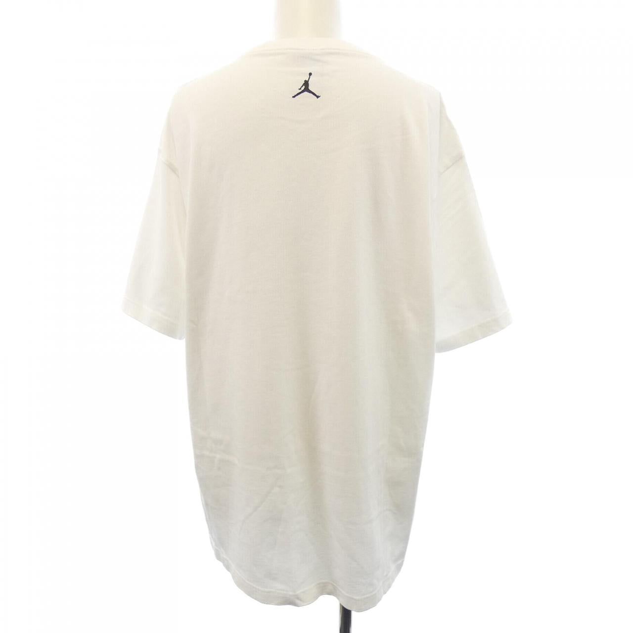 ナイキシュプリーム Tシャツ