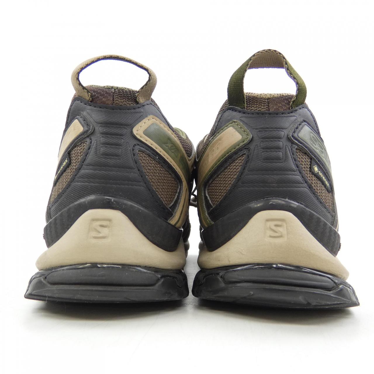 サロモン GORE-TEX スニーカー