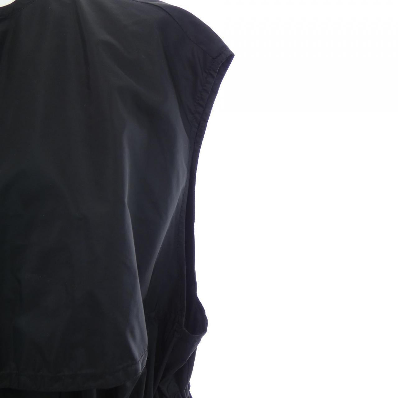 プラダ トライアングルロゴ RE-NYLON ワンピース