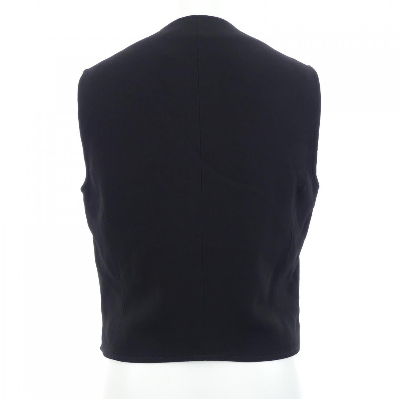 グッチ 619326 ZKR01 ベスト