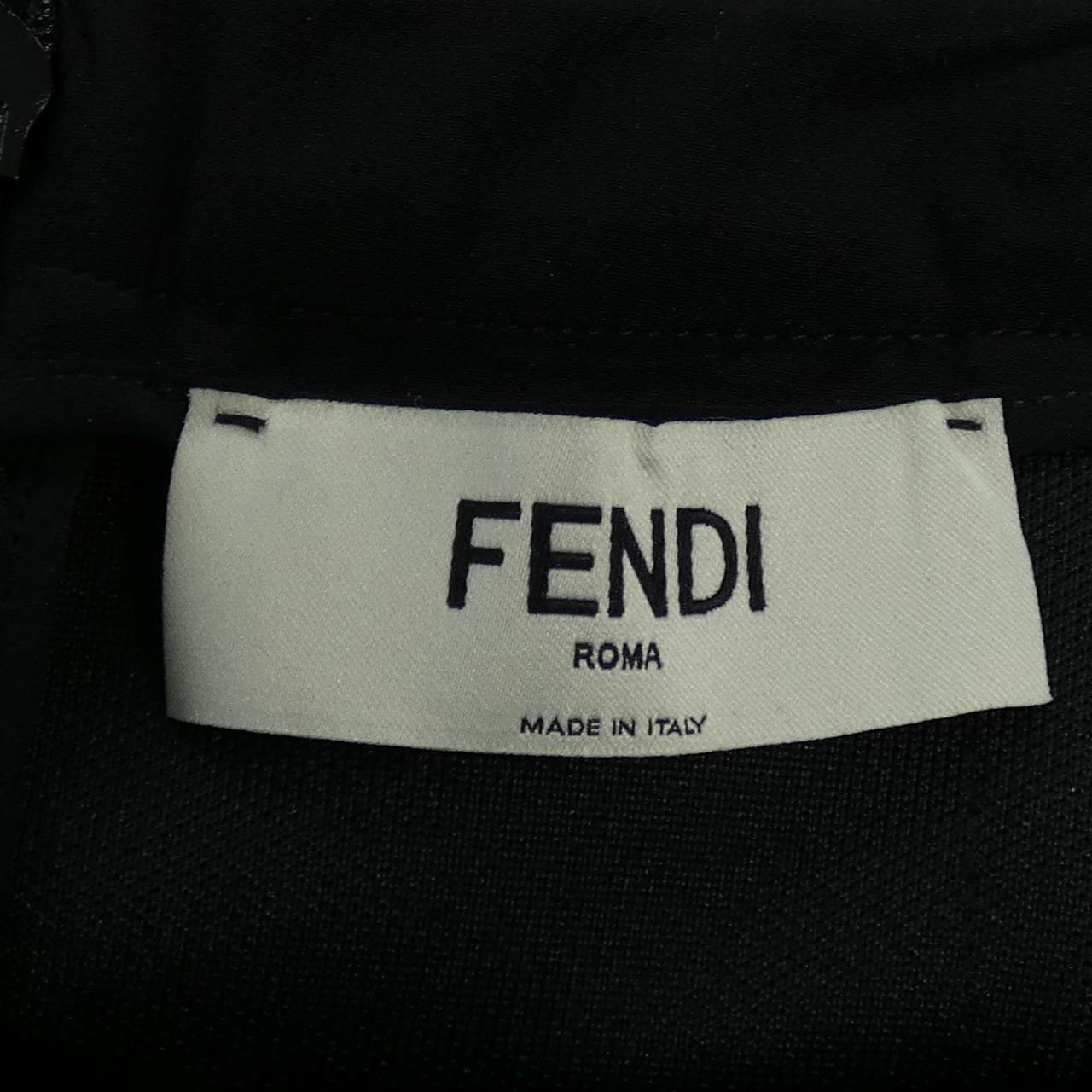 フェンディ スカート