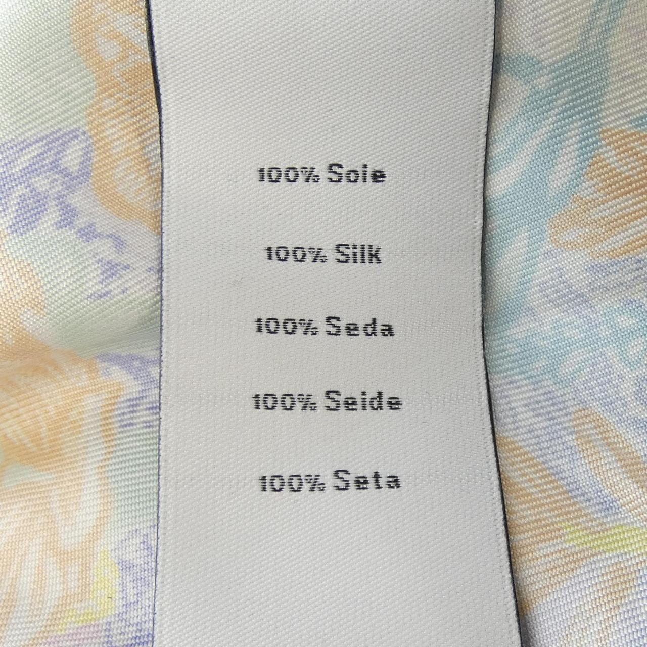 エルメス LES FOLIES DU FAUBOURG シルクシャツ