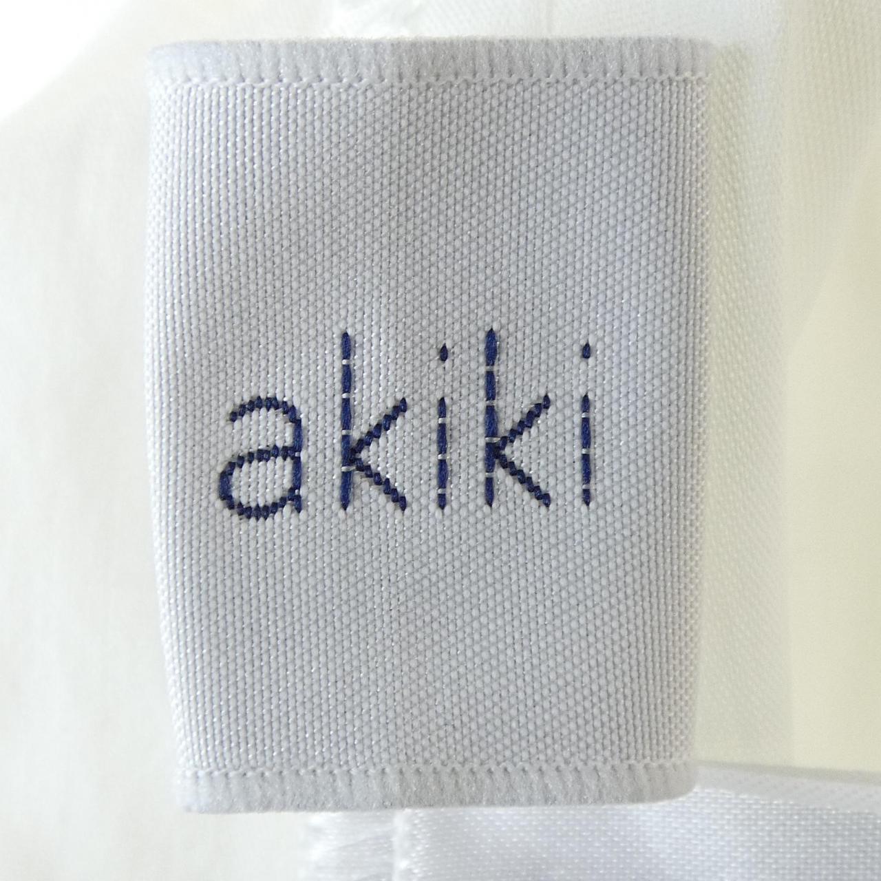 AKIKI コットンシャツ