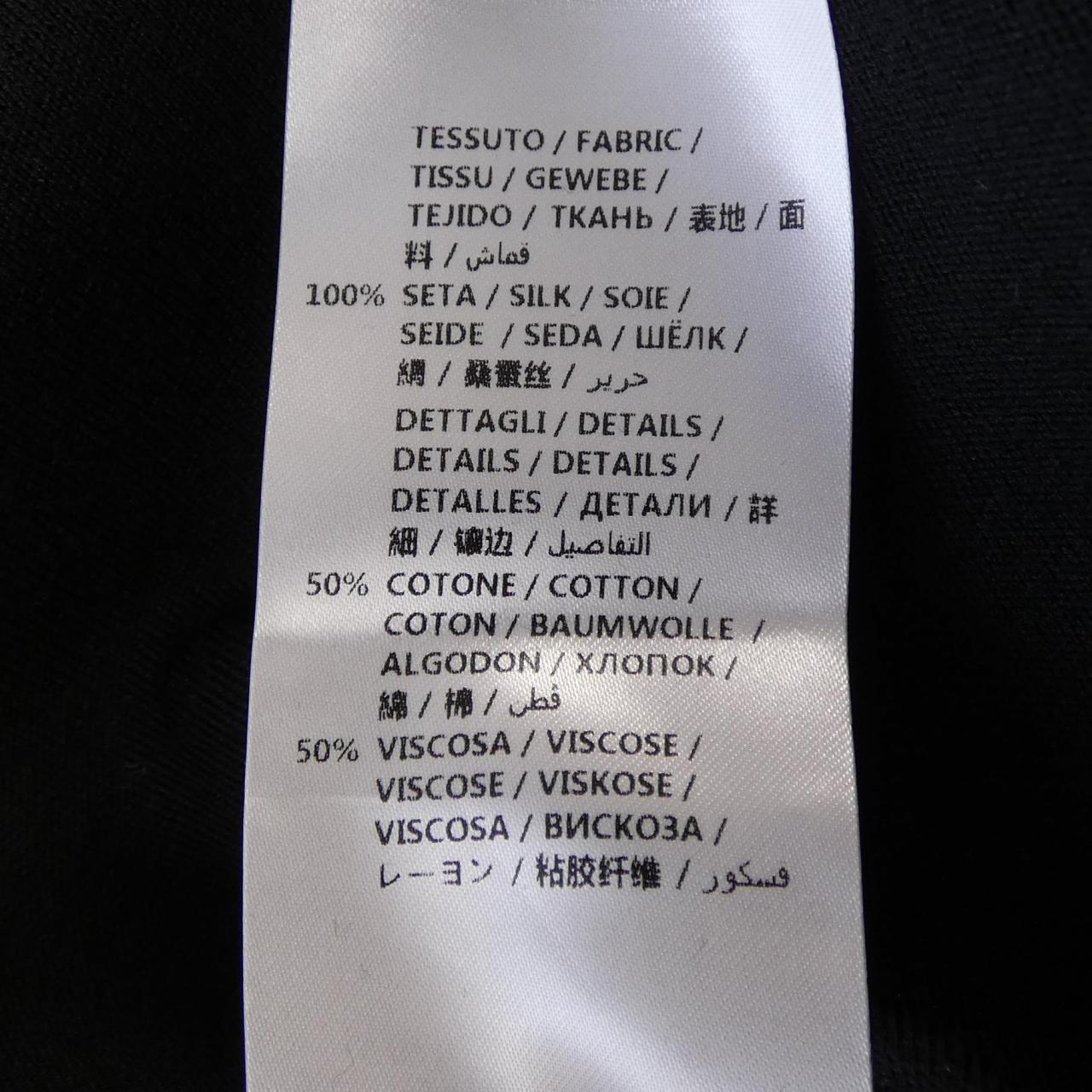 グッチ シルクトップス