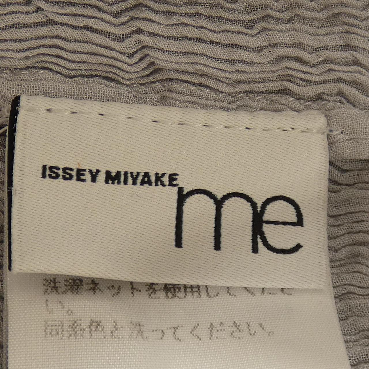 ミーイッセイミヤケ シャツ