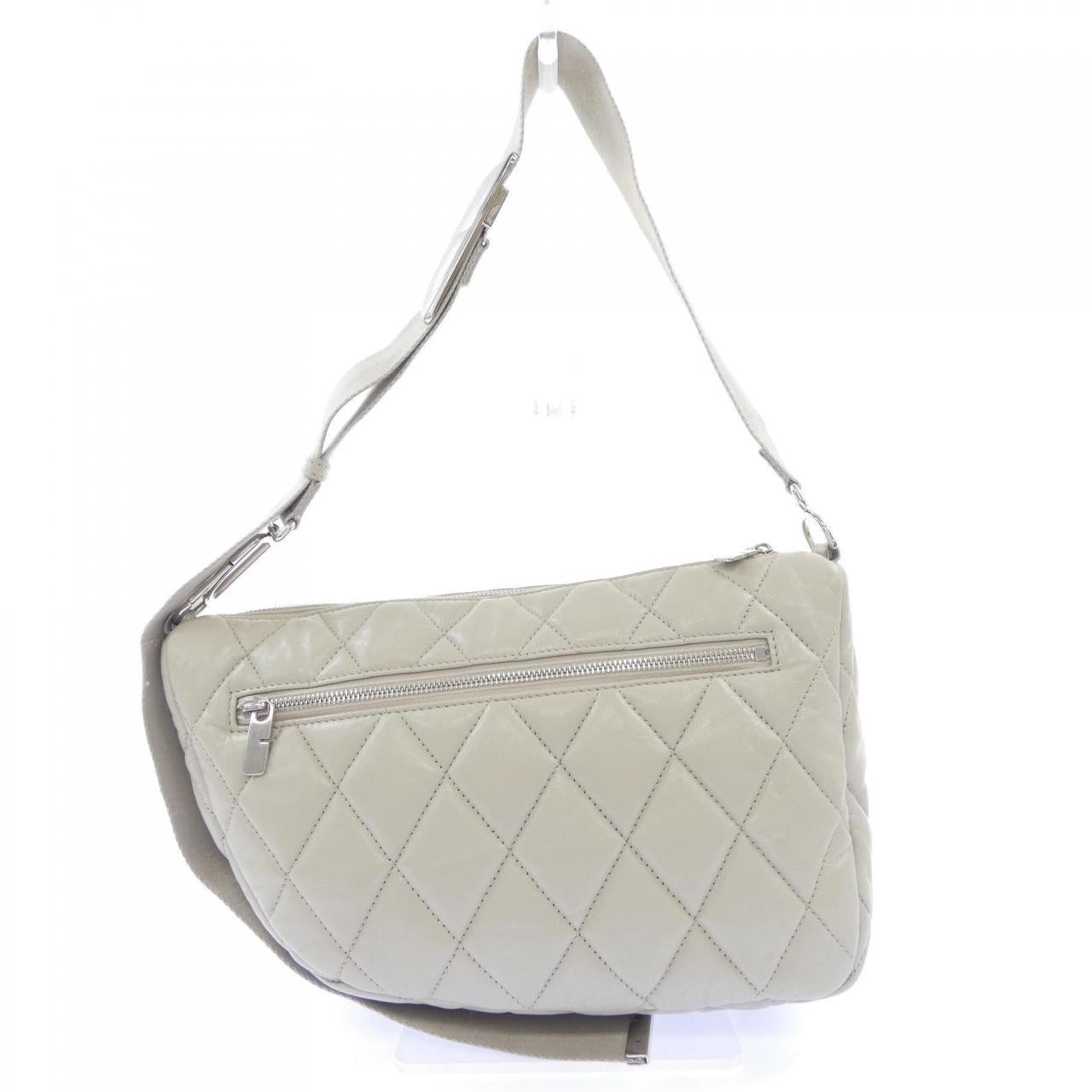 バーバリー SHIELD QUILTED ショルダーバッグ