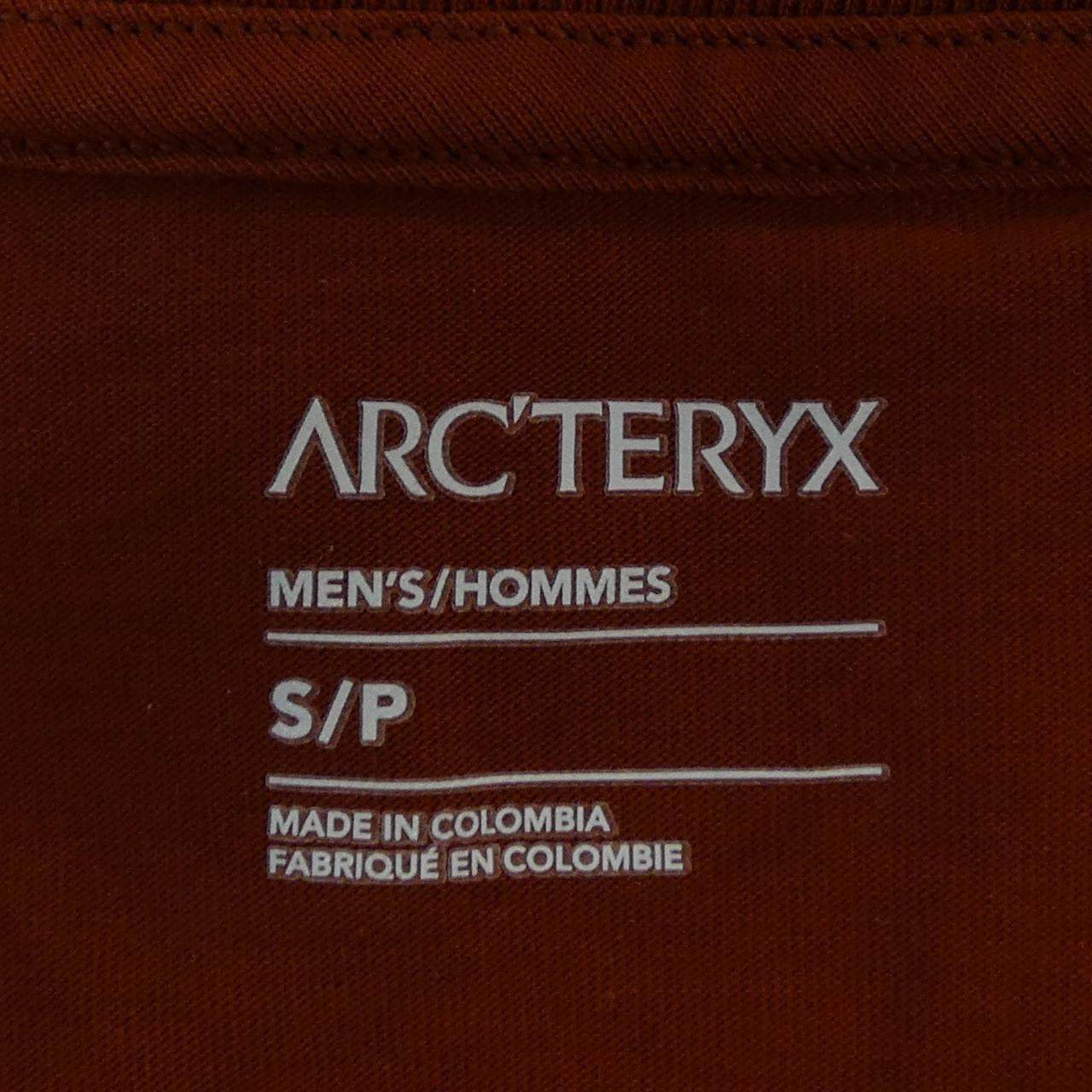 アークテリクス Tシャツ