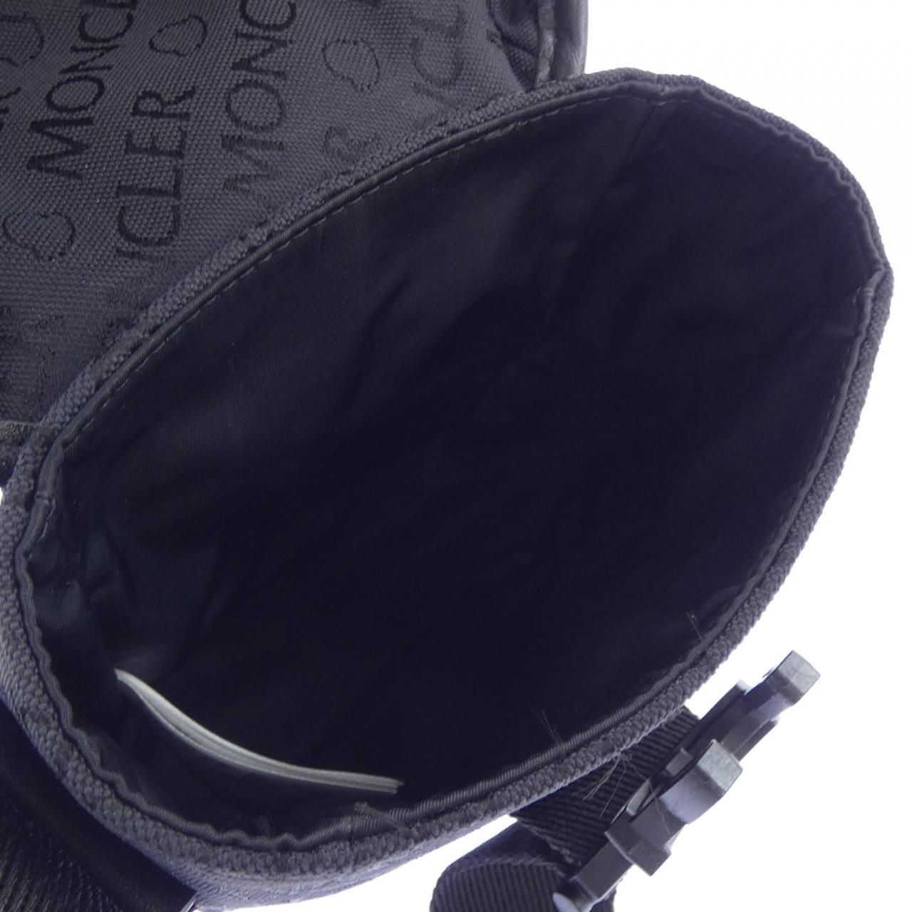 モンクレール SPREAD CROSS BODY バッグ