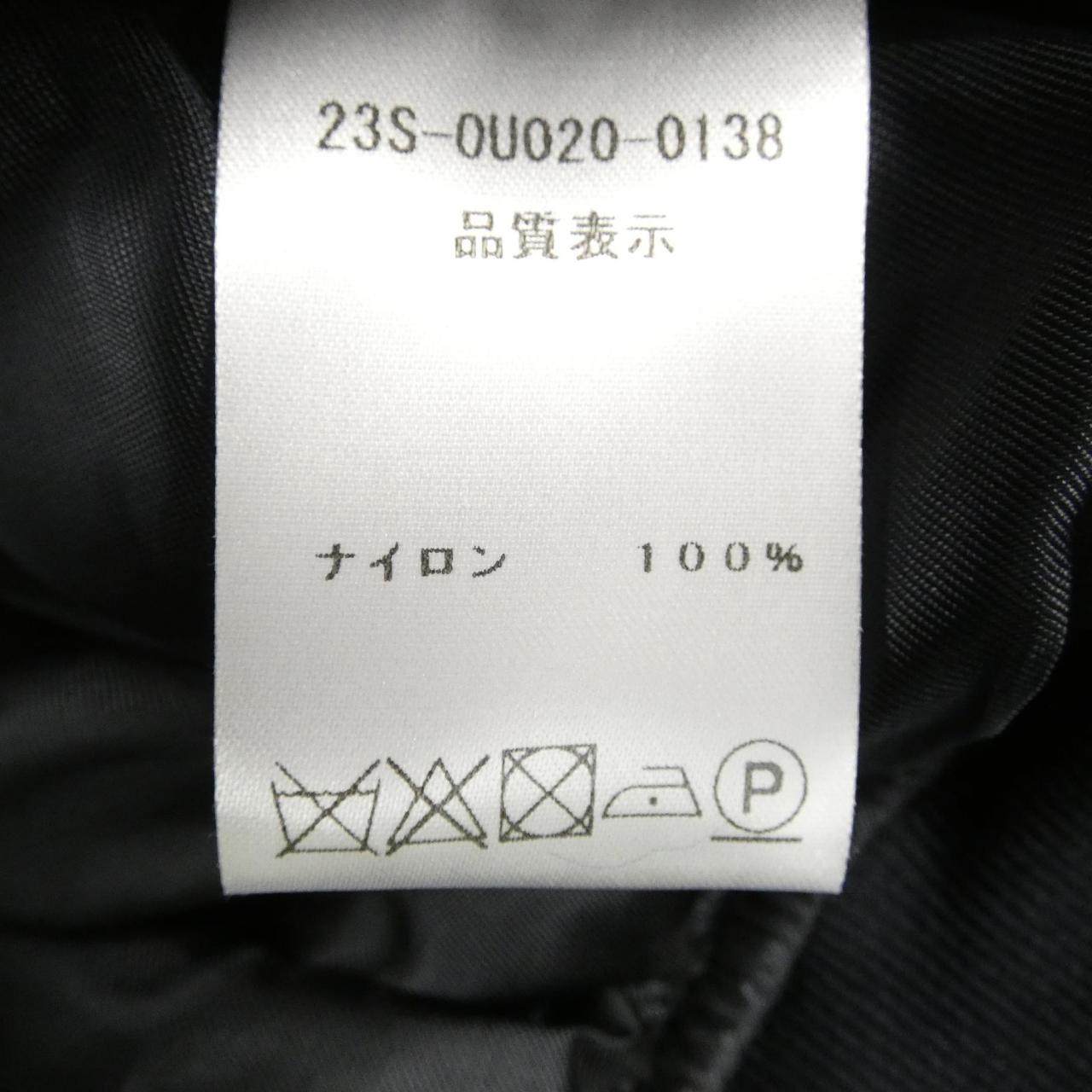 パトゥ ブルゾン
