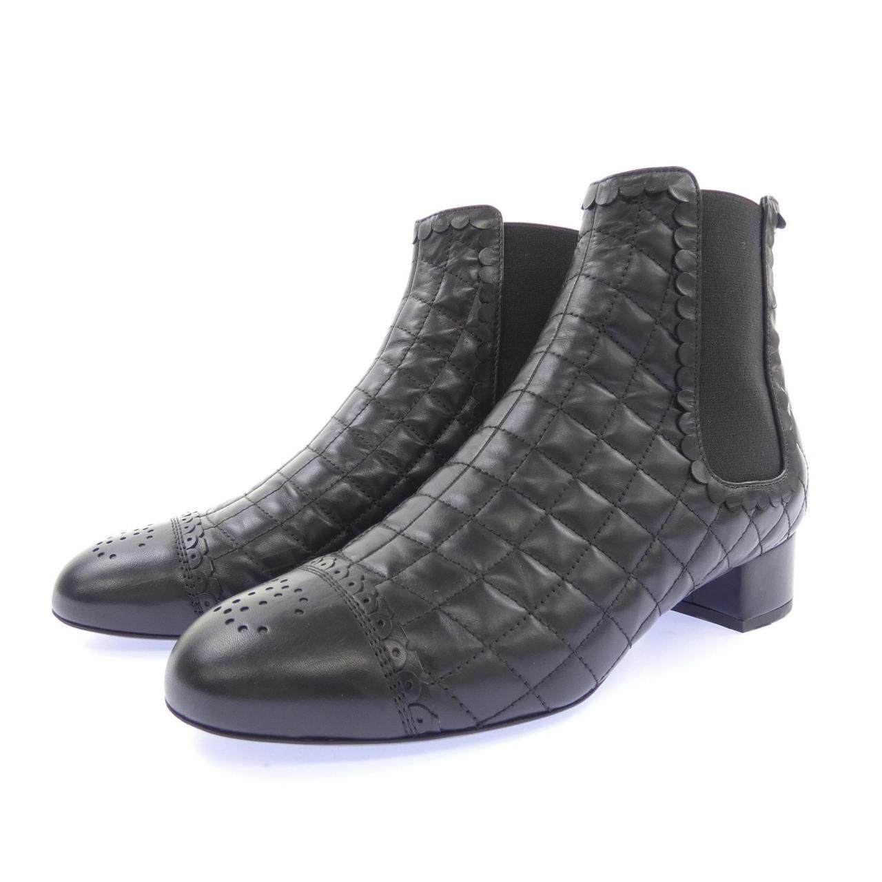 シャネル レザー ブーツ
