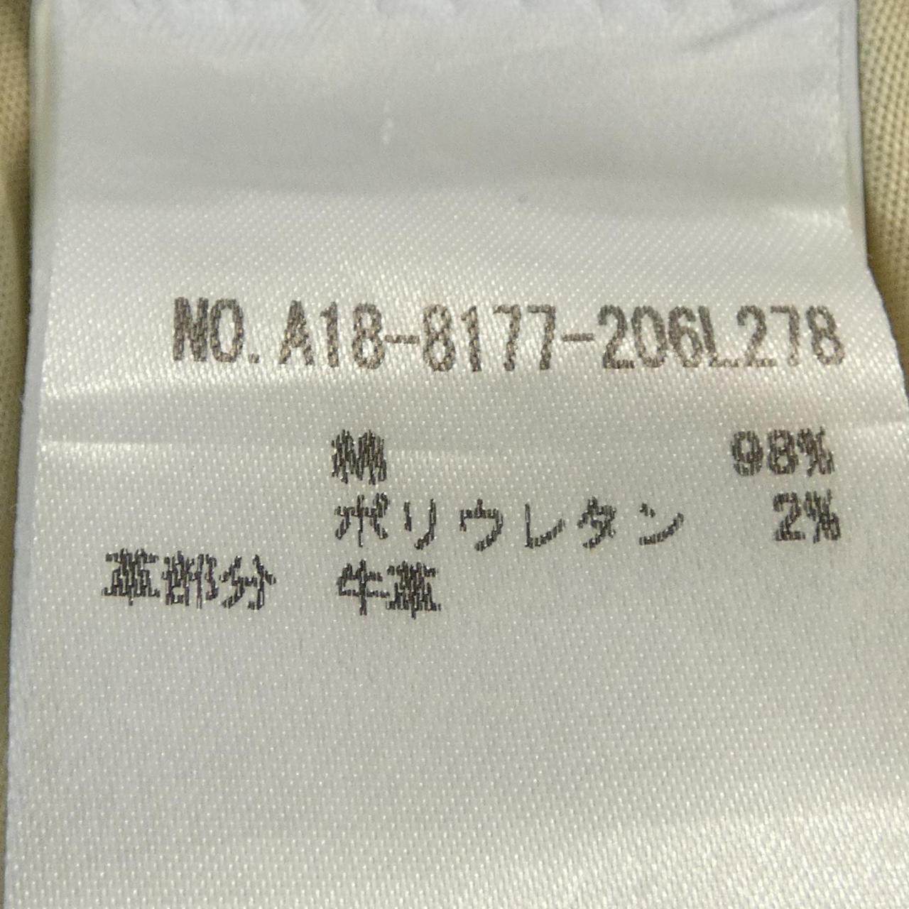 アントレアミ ジーンズ