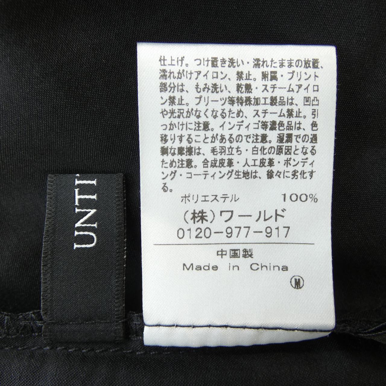 アンタイトル シャツ