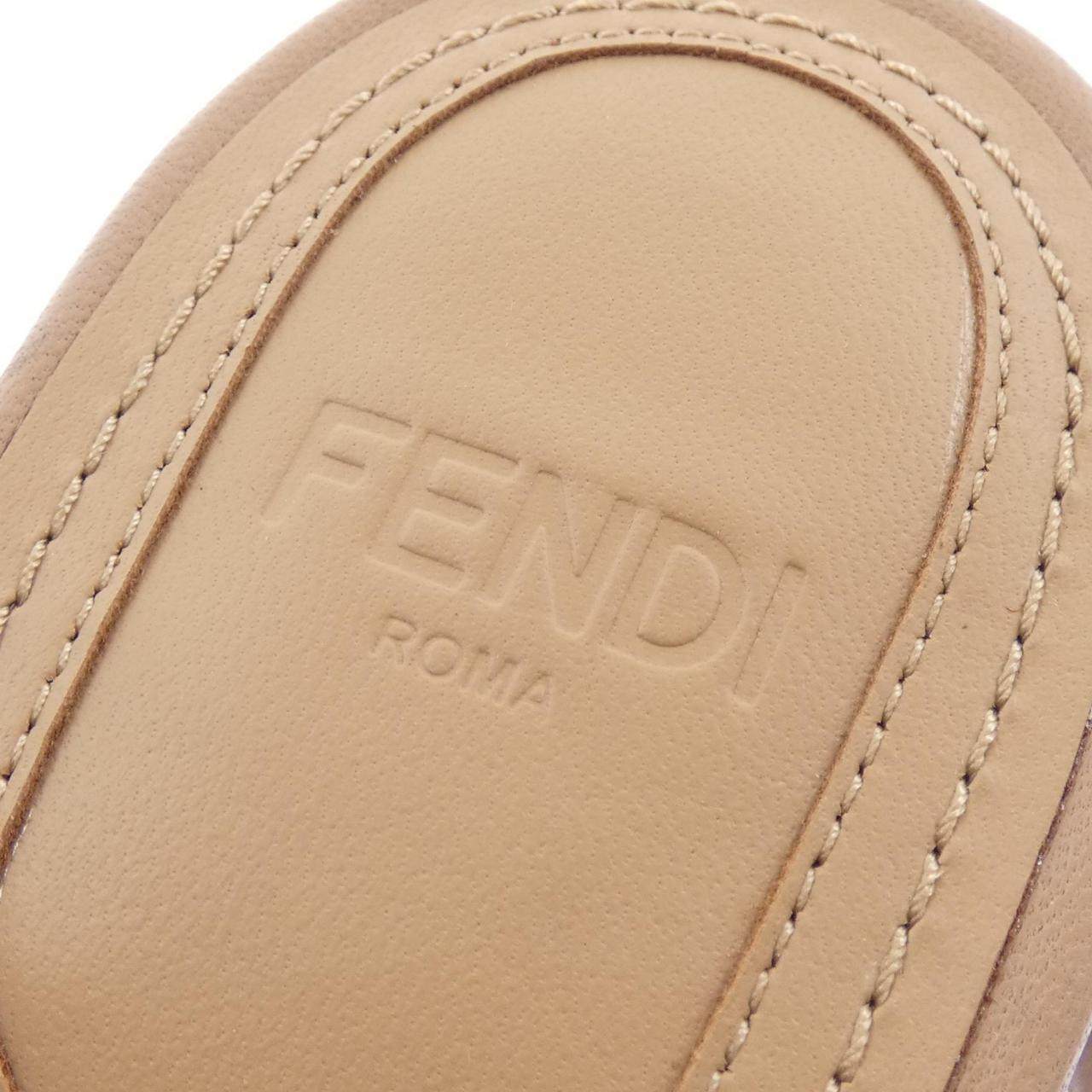 フェンディ サンダル