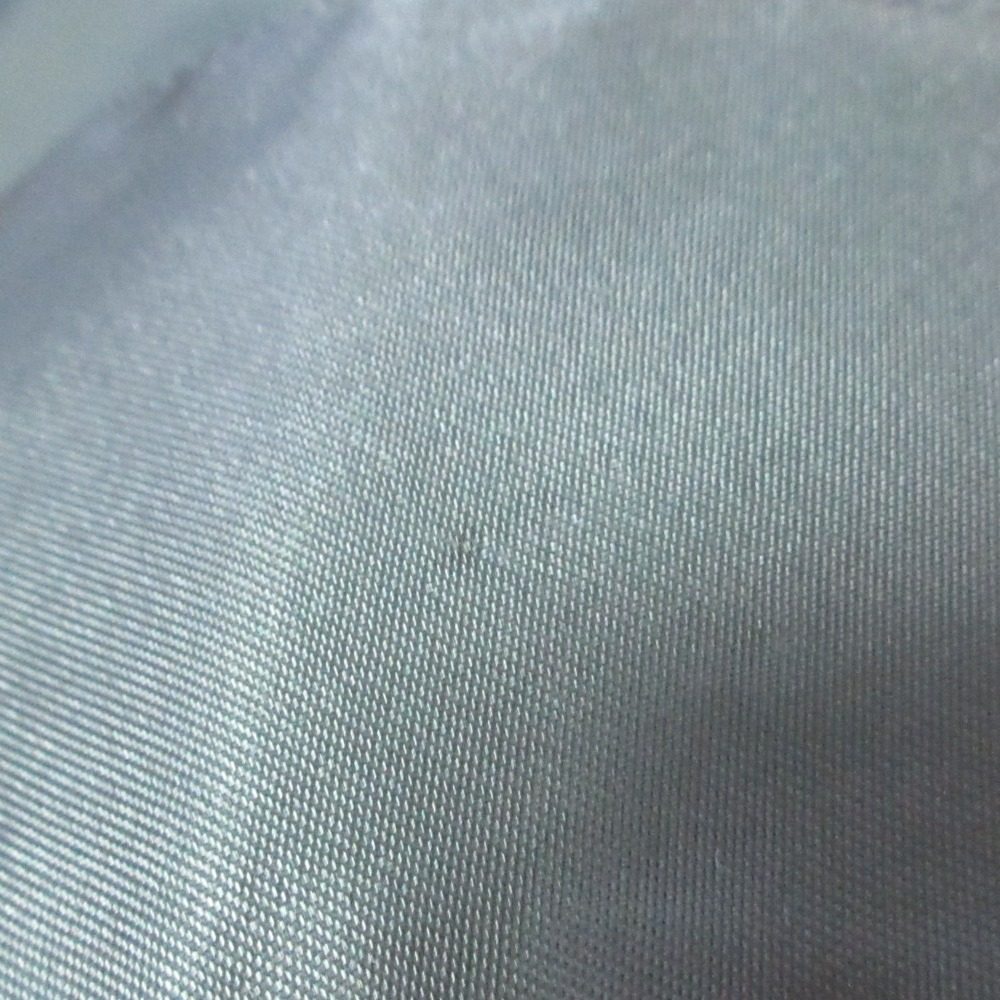 プラダ ナイロン コート