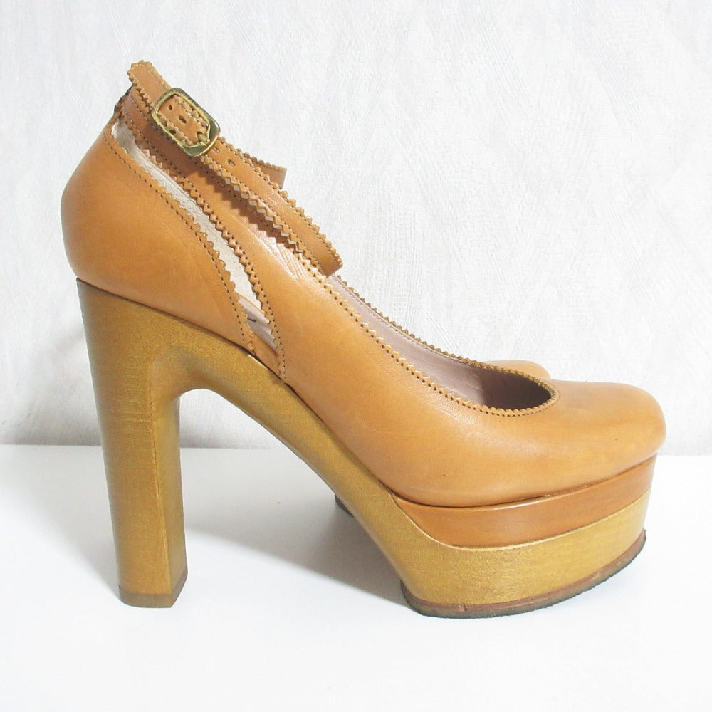 クロエ レザー ウッド ソール ハイ ヒール パンプス