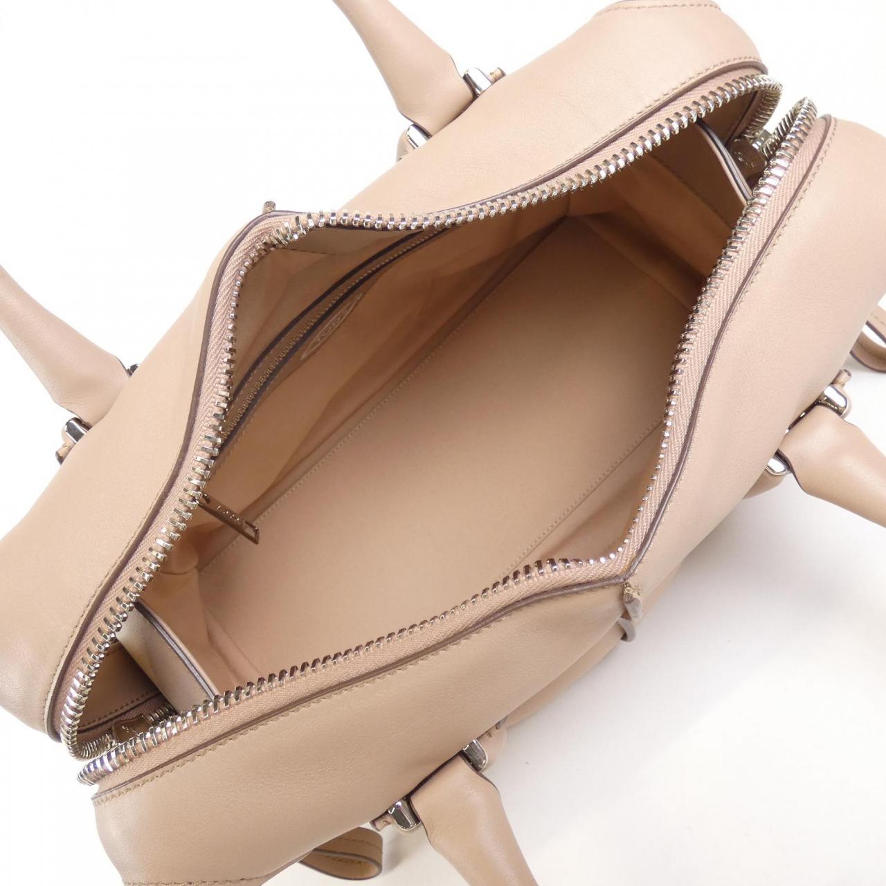 トッズ D-スタイリング レザー バッグ