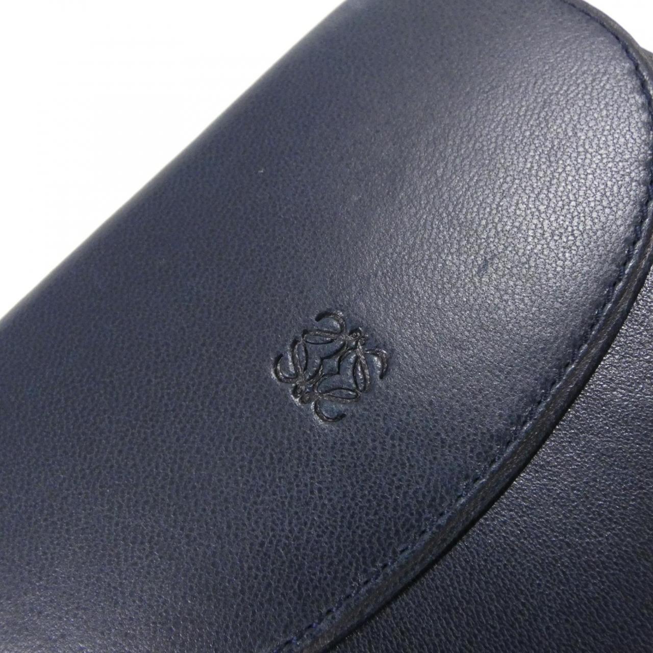 ロエベ レザー財布